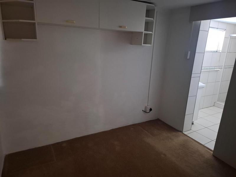To Let 1 Bedroom Property for Rent in Clamhall Western Cape